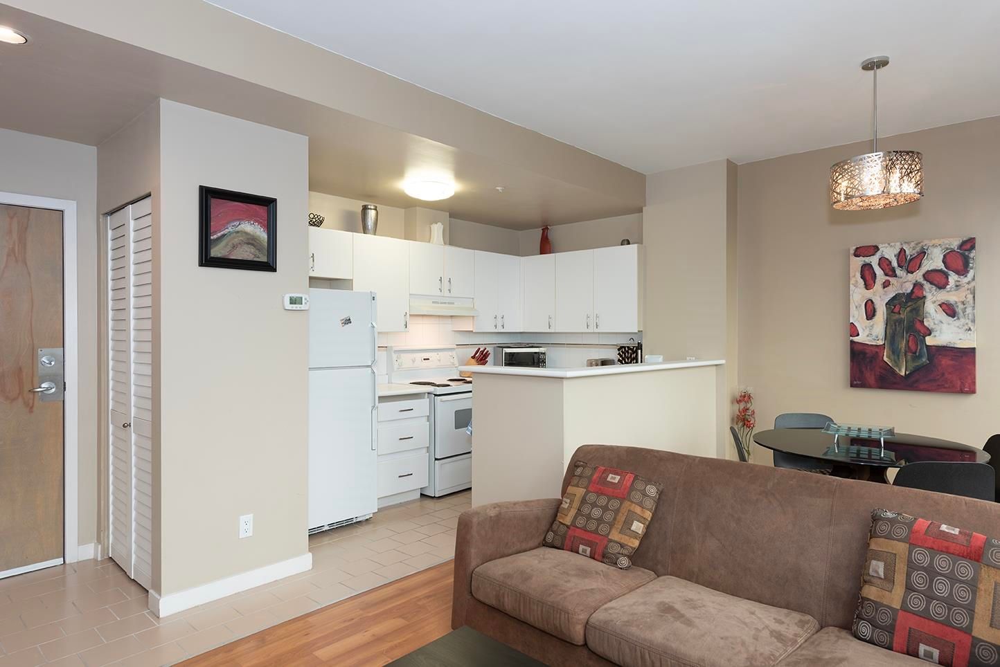Listing Image 20