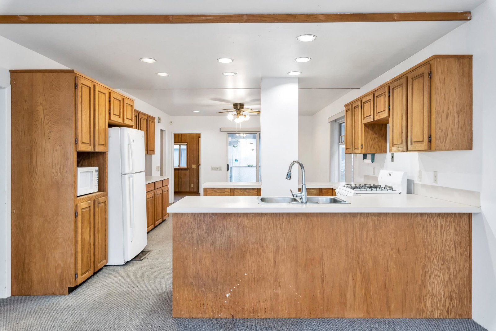 Listing Image 6