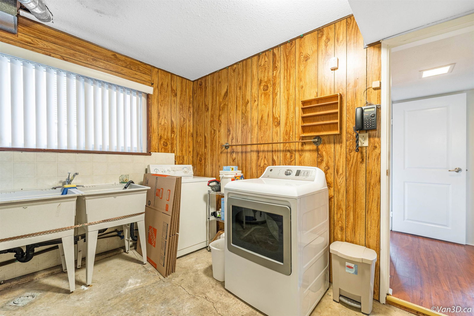 Listing Image 32