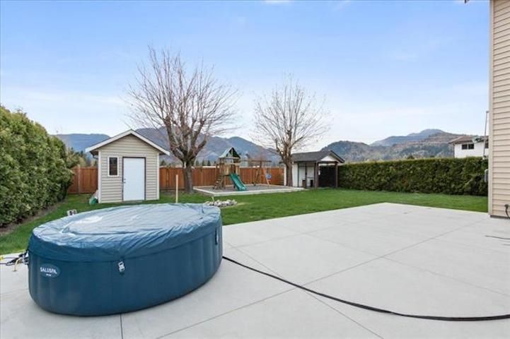Listing Image 16
