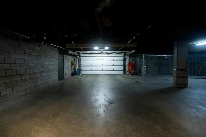 Listing Image 38