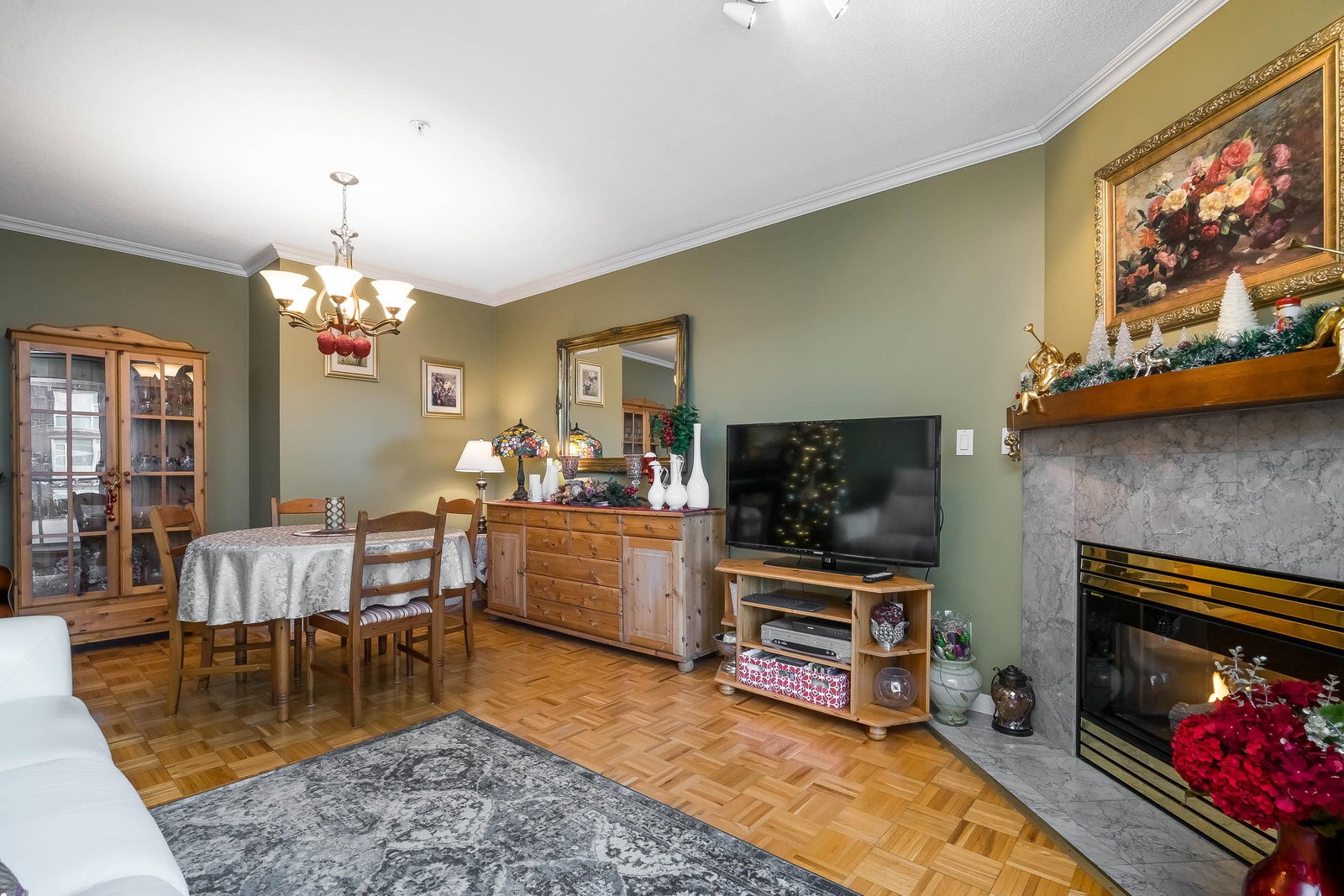 Listing Image 16