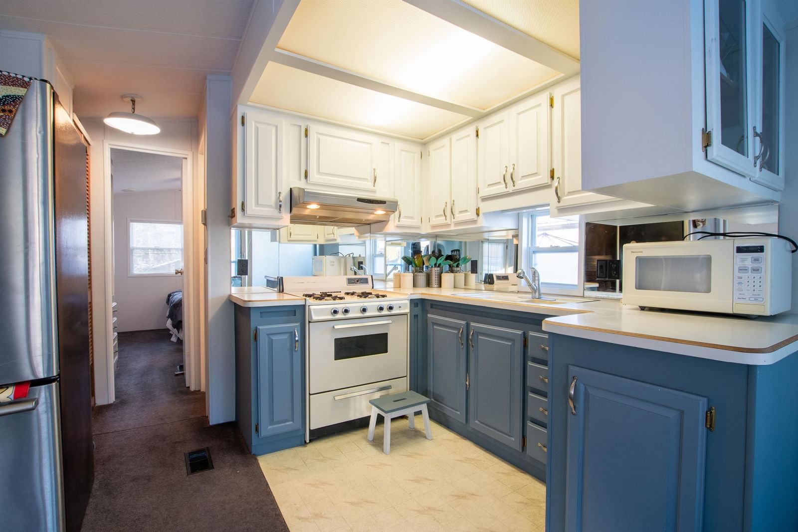 Listing Image 11