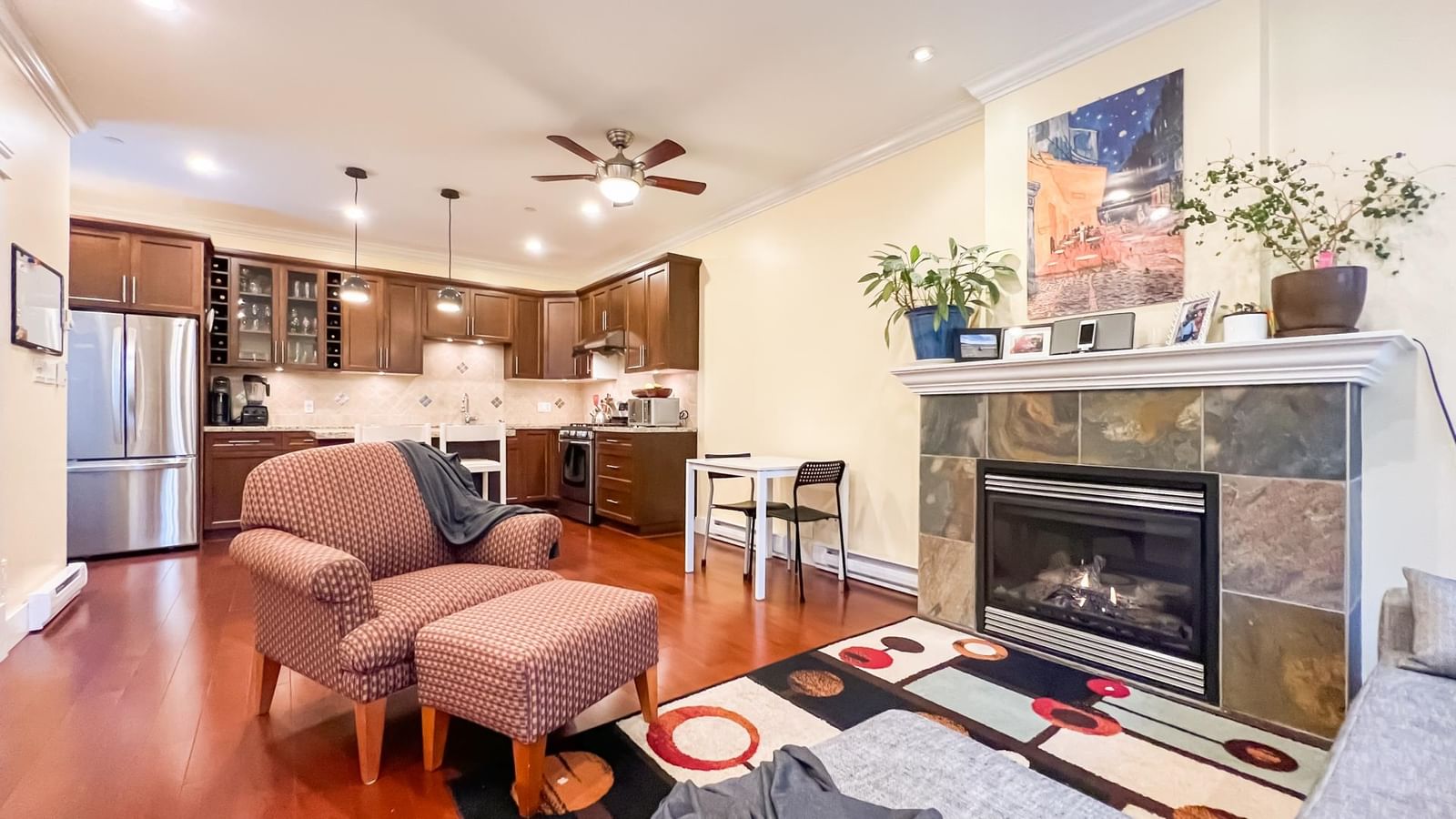 Listing Image 15
