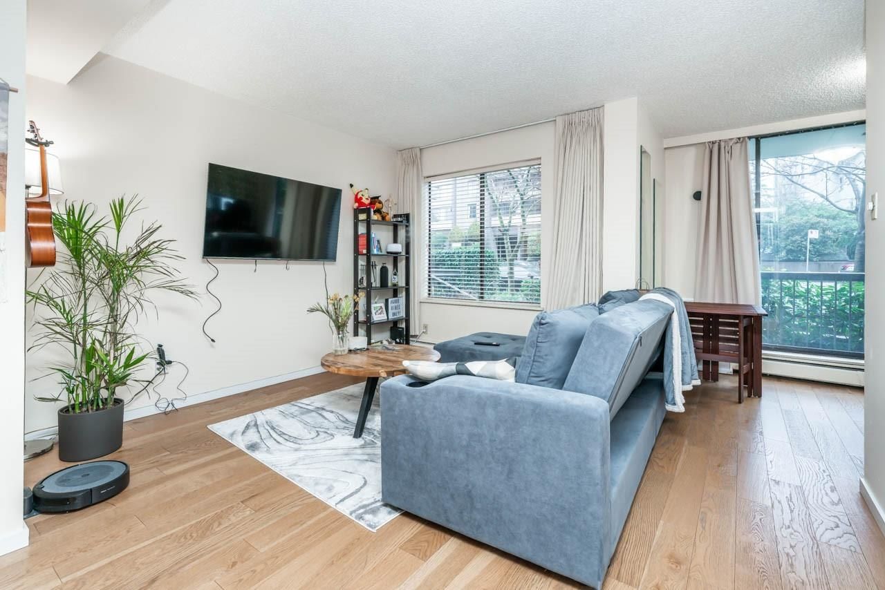 Listing Image 6