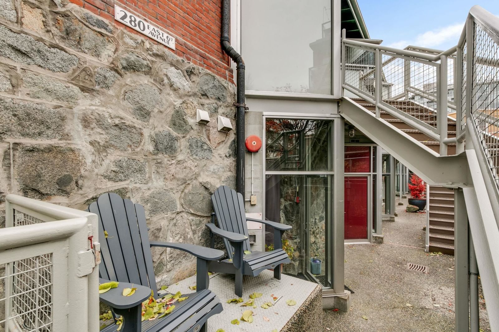 Listing Image 22