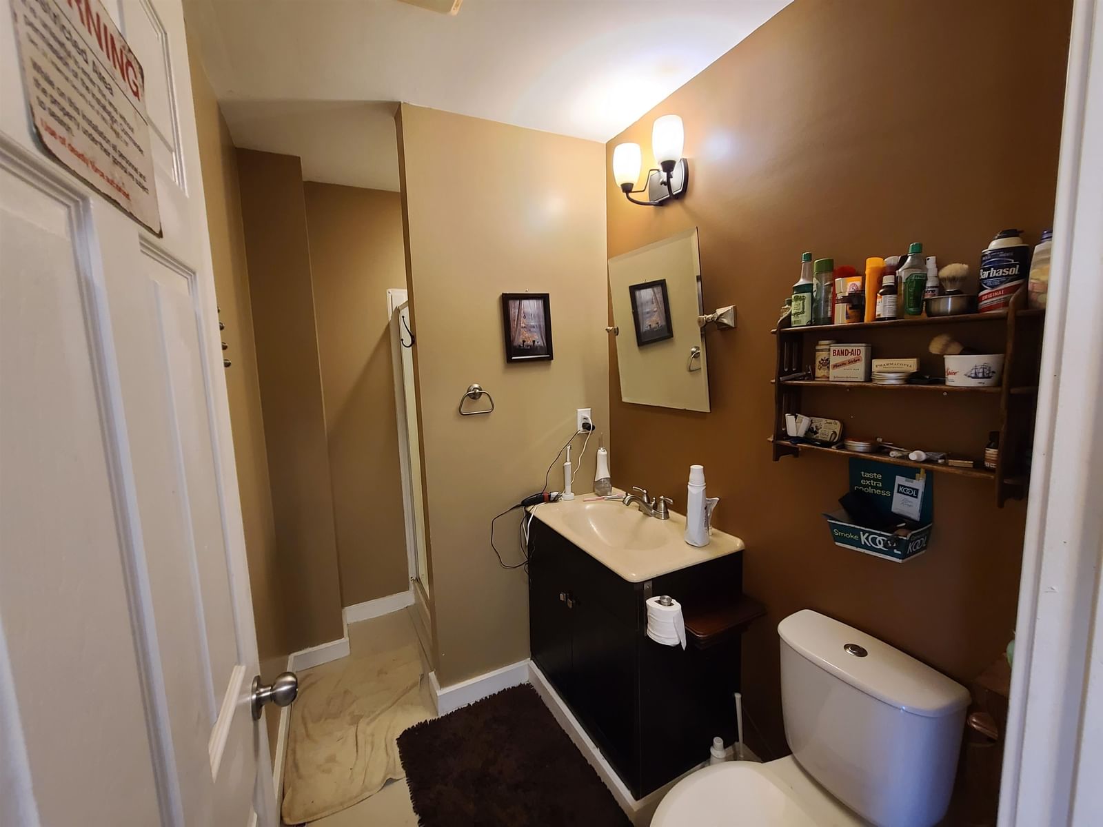 Listing Image 11