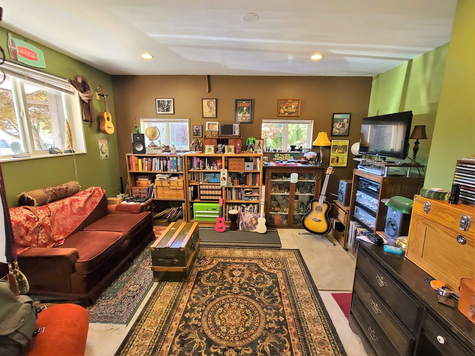 Listing Image 8
