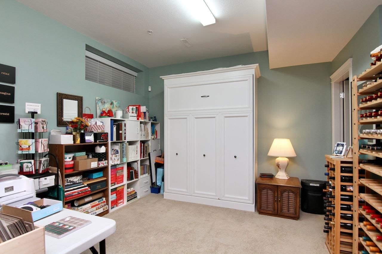 Listing Image 19