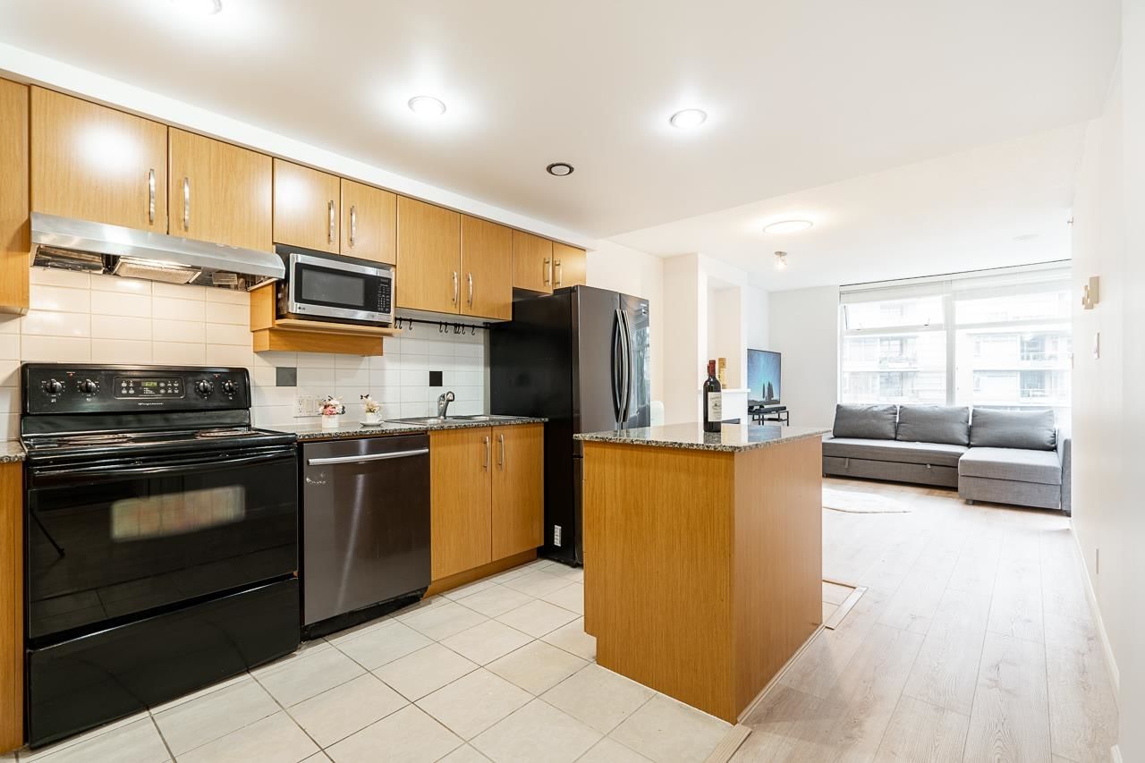 Listing Image 10