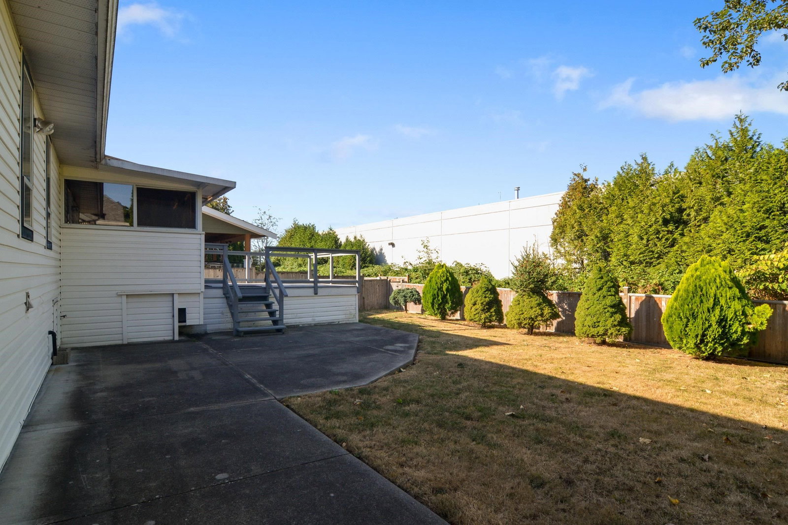 Listing Image 24