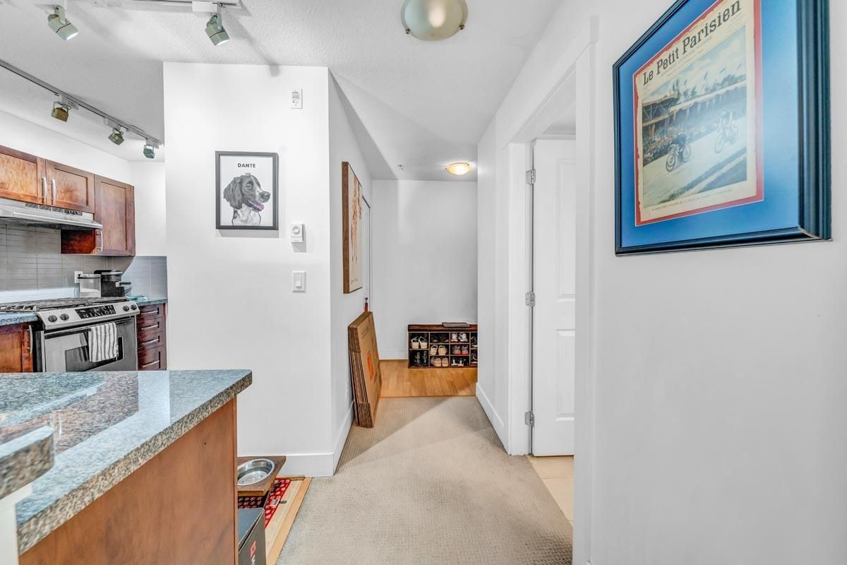 Listing Image 18
