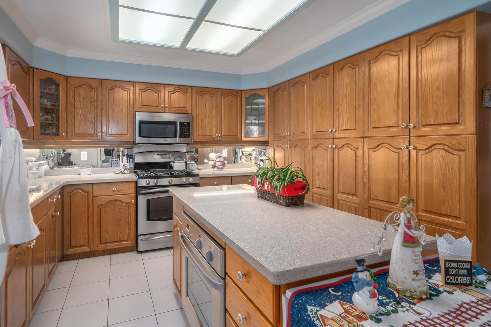 Listing Image 9