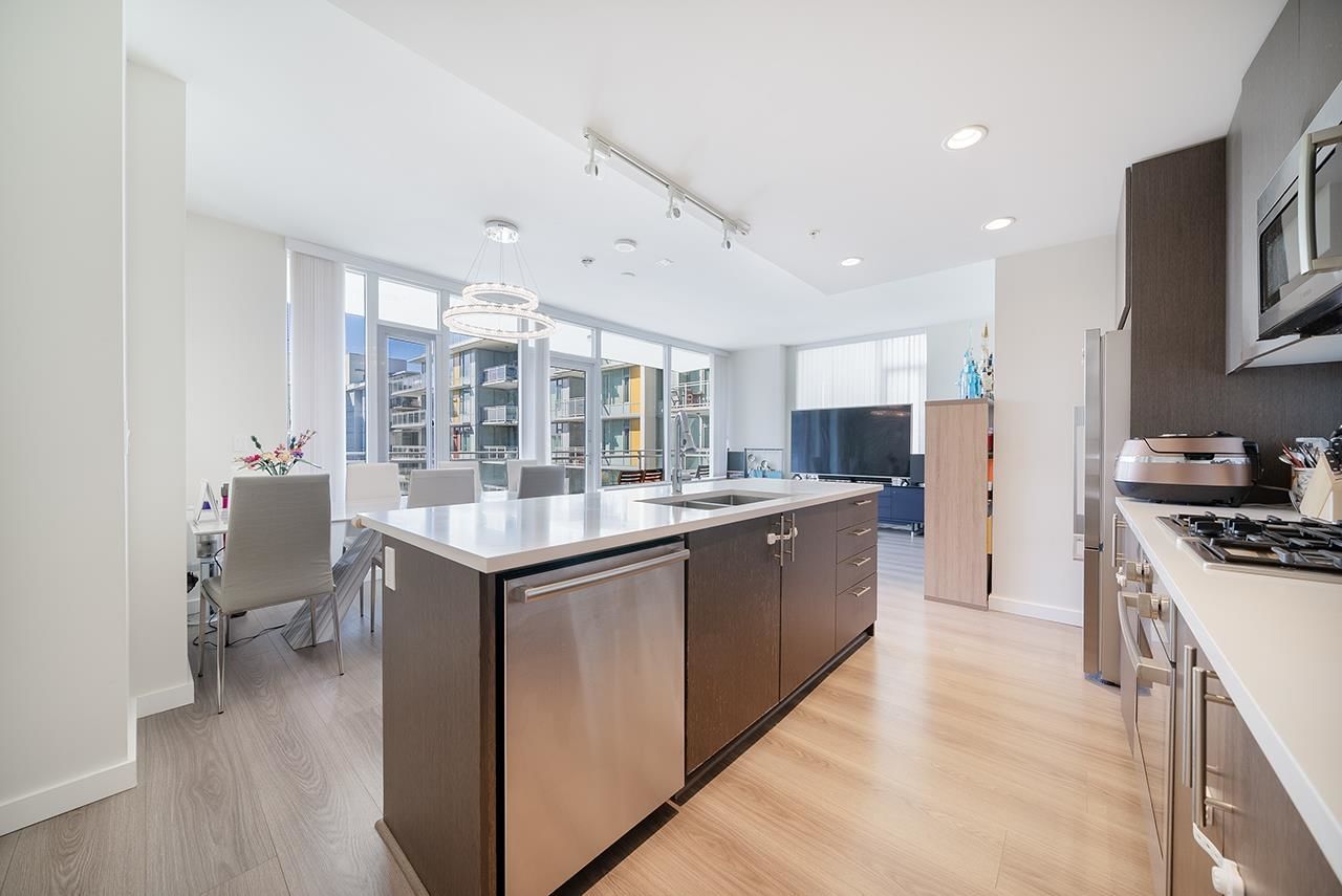 Listing Image 10