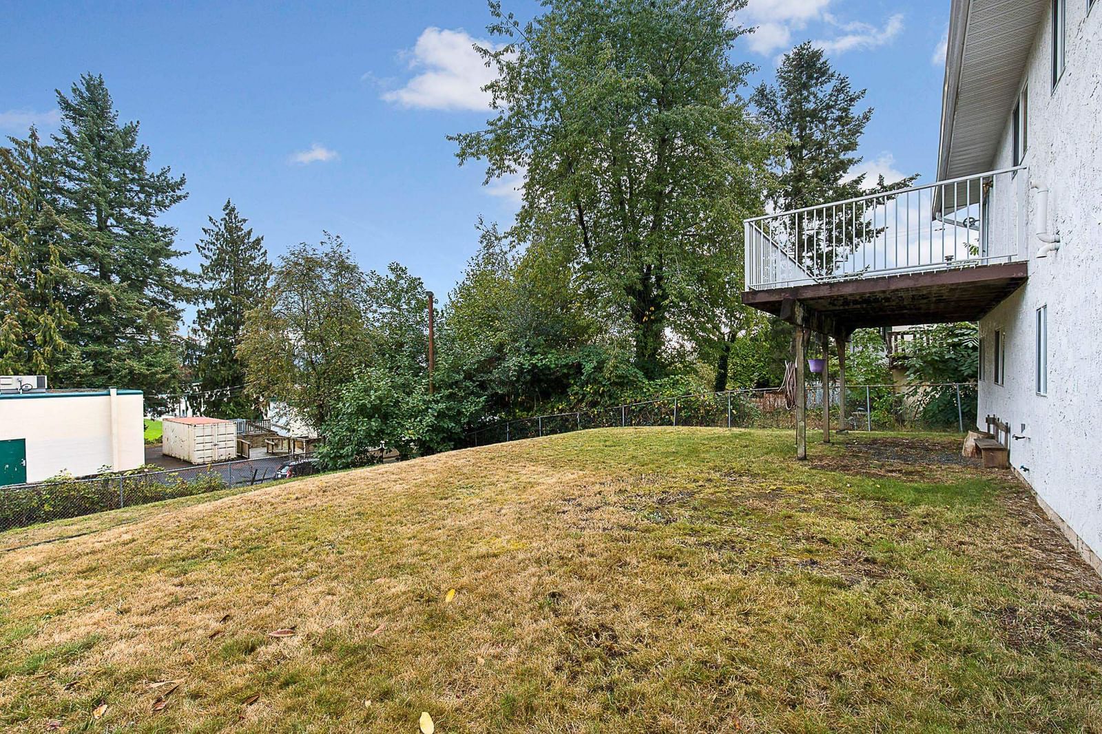 Listing Image 40