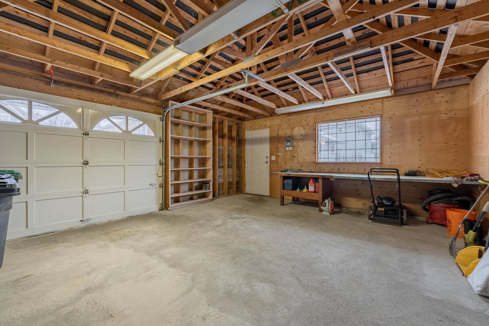 Listing Image 33