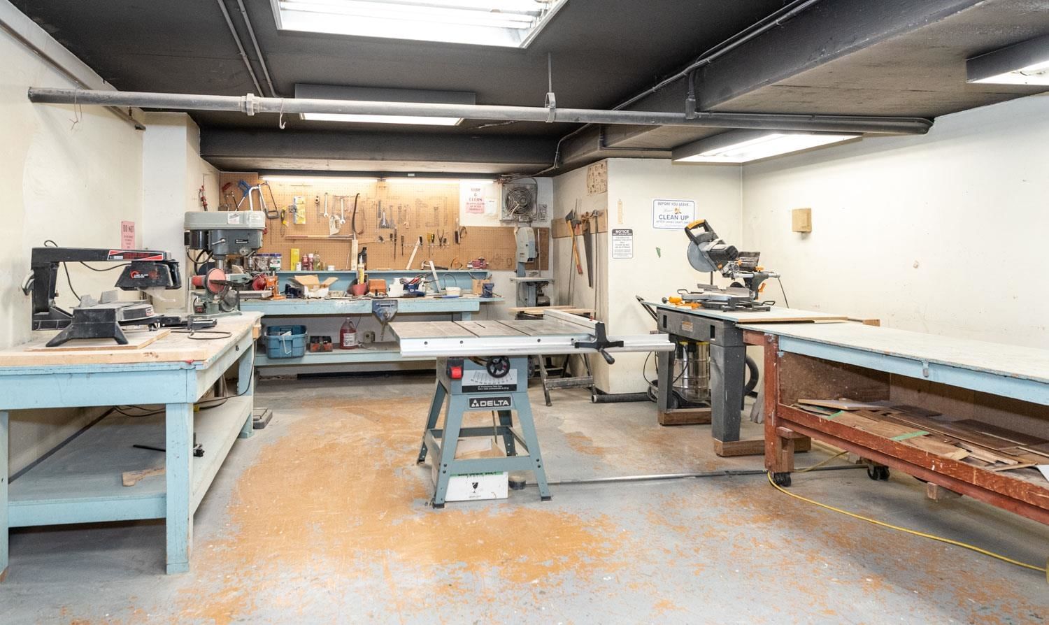 Listing Image 26