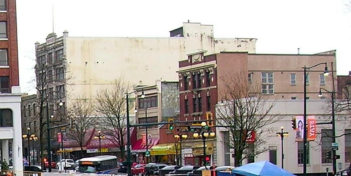 Listing Image 17