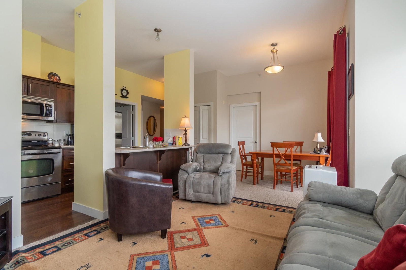Listing Image 12