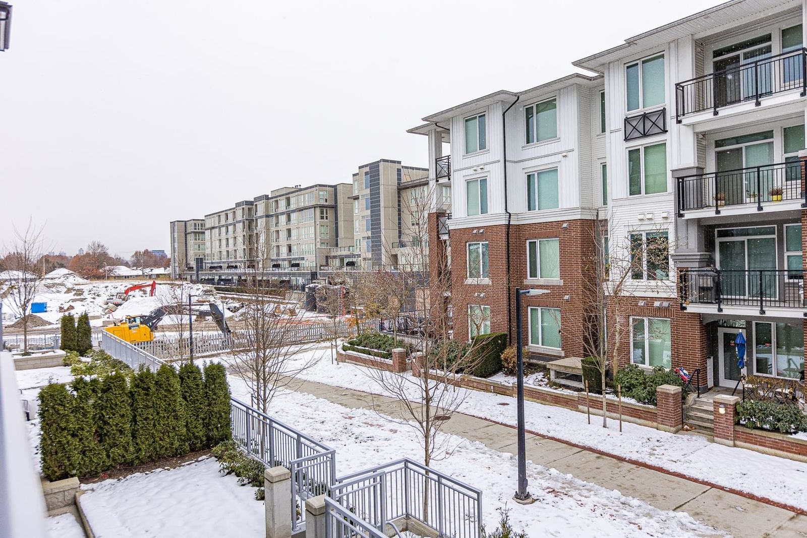 Listing Image 9