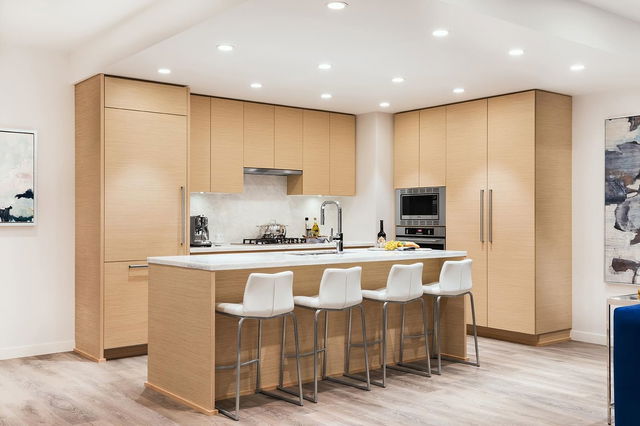 707 - 305 Morrissey Road
