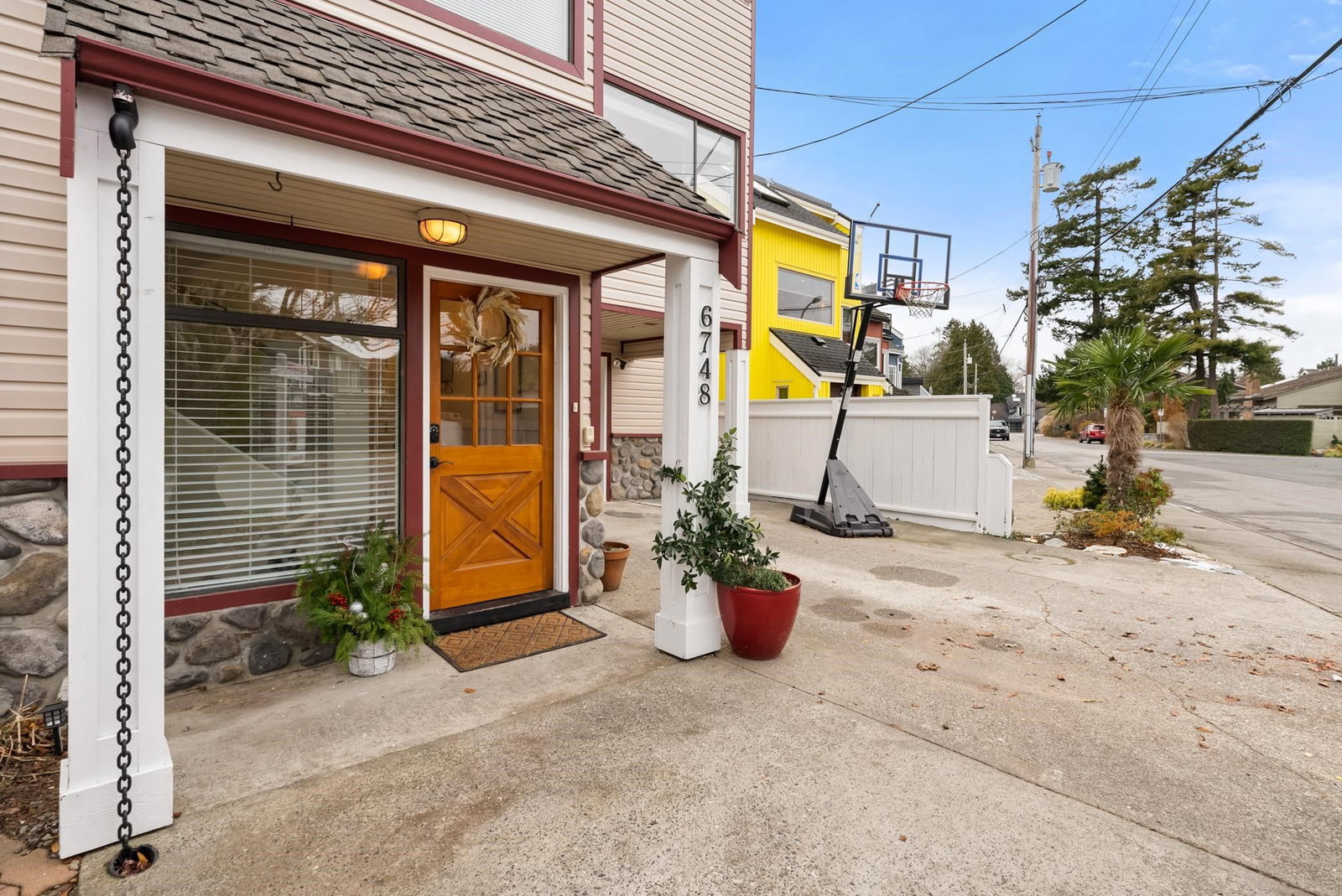 Listing Image 6