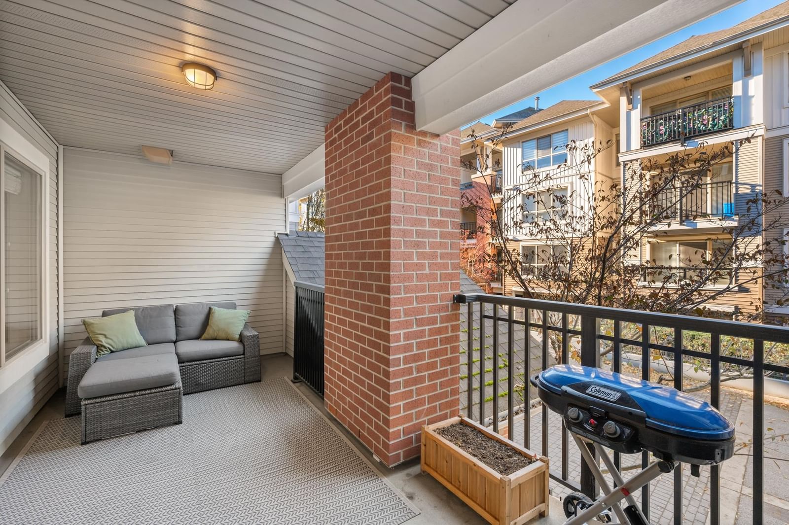 Listing Image 18