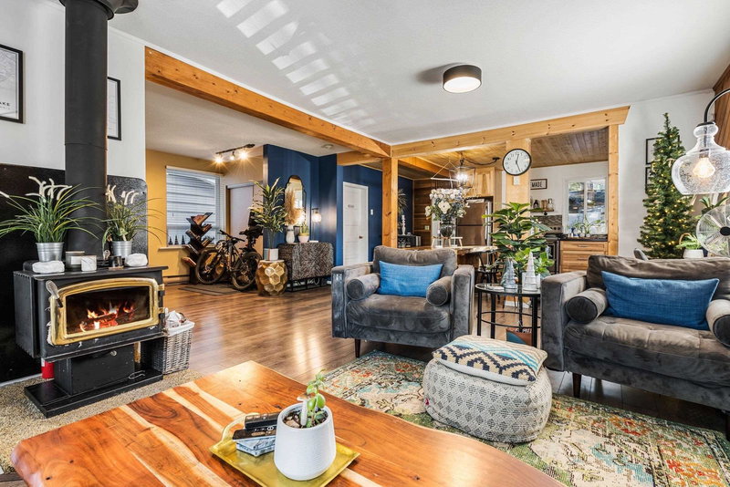 275 Fir Street, Cultus Lake, V2R 4Y5 | Image 2