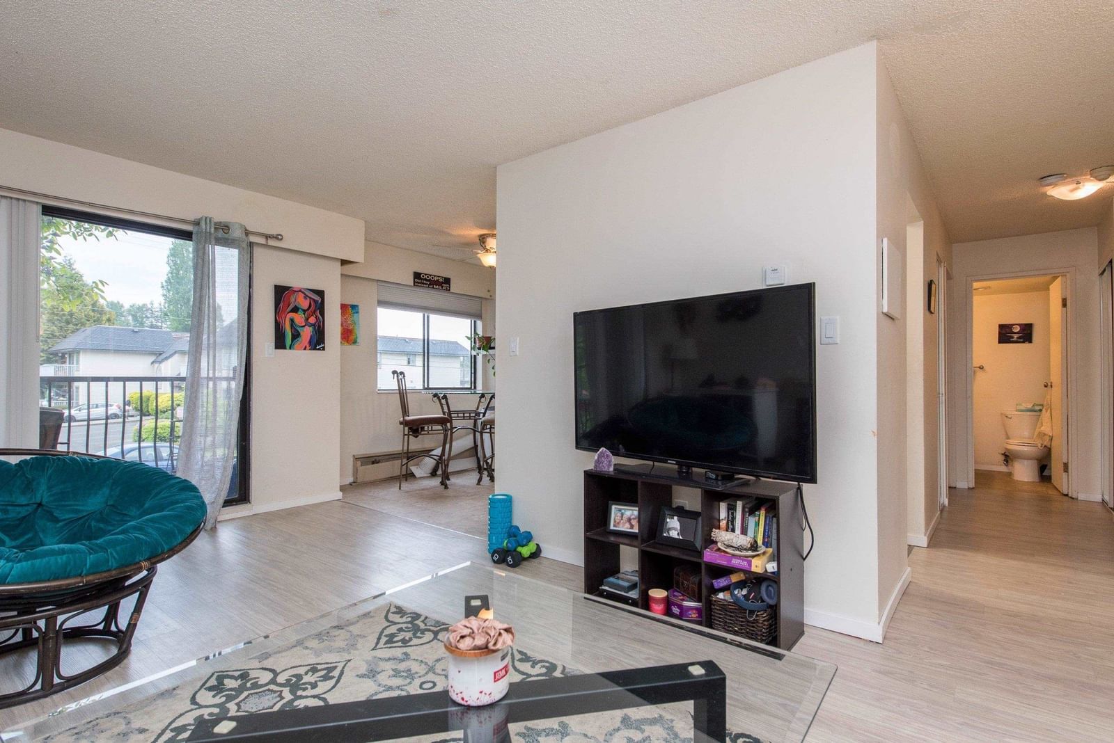 Listing Image 8
