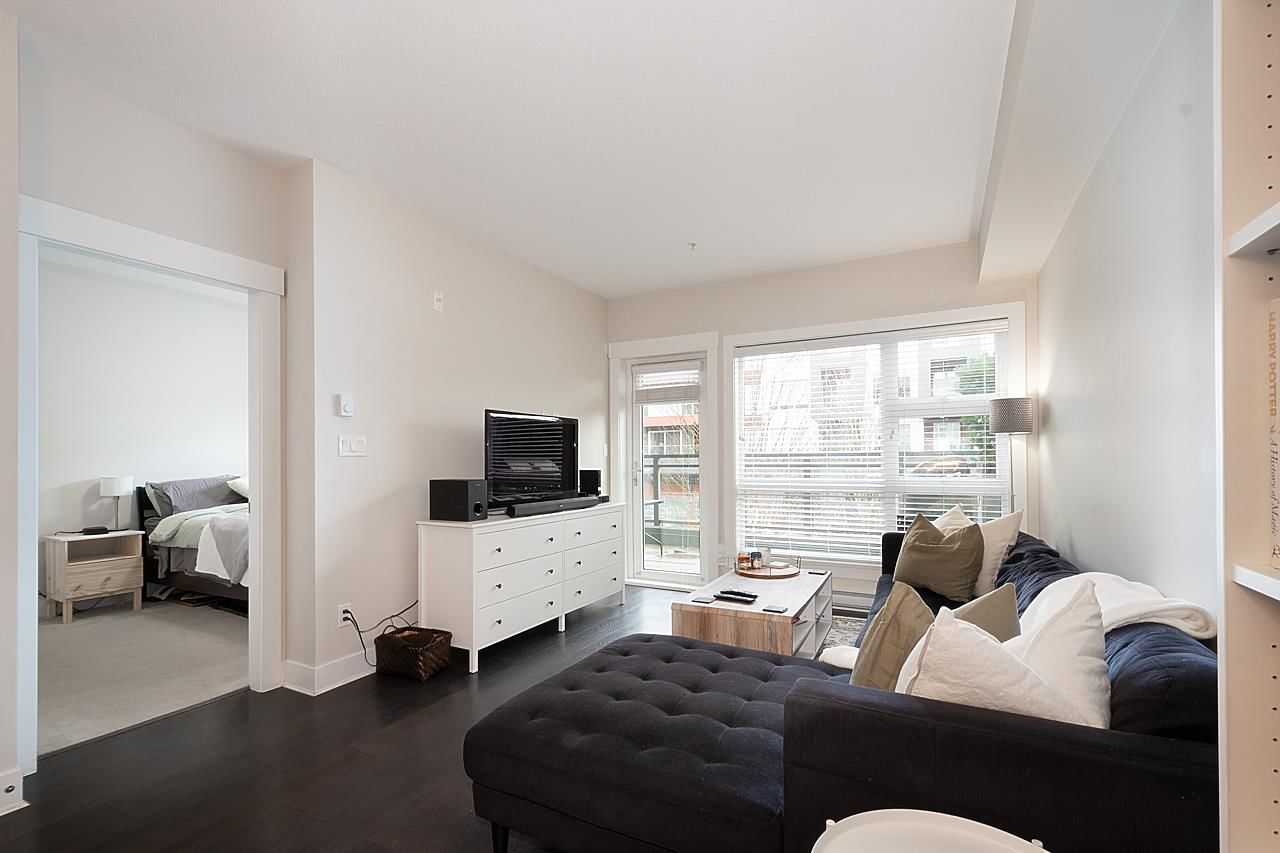 Listing Image 11