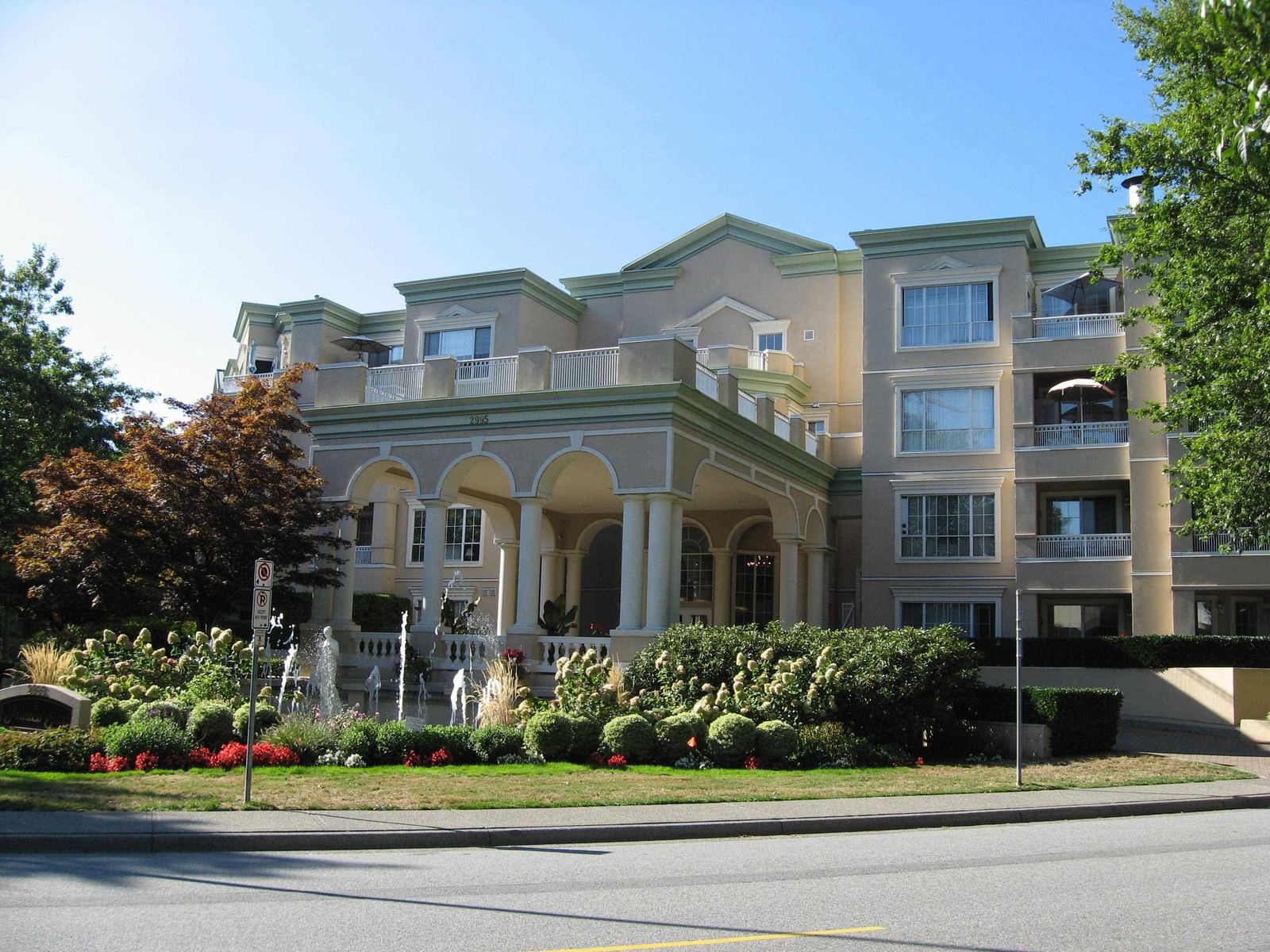 Listing Image 1
