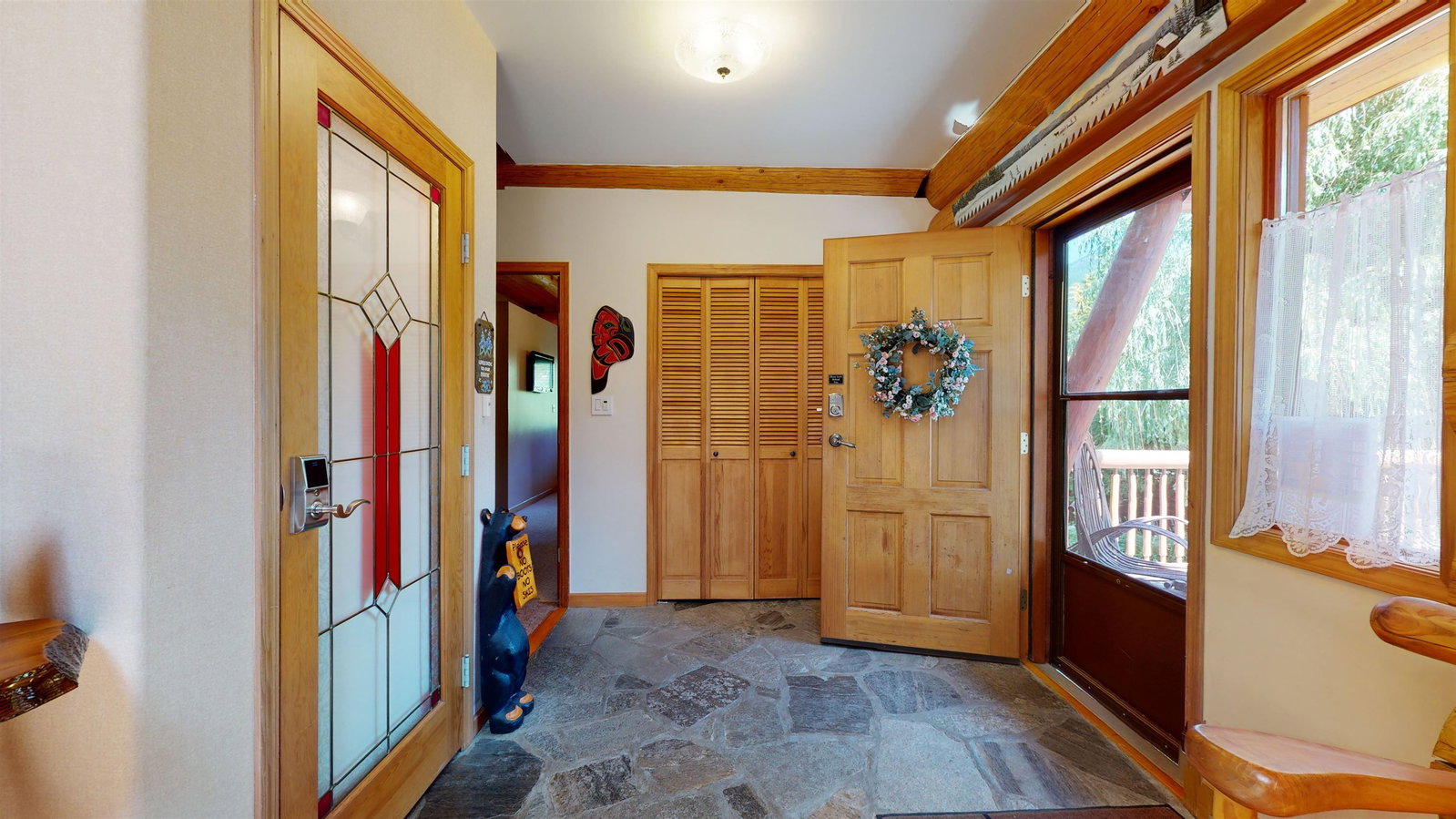 Listing Image 6