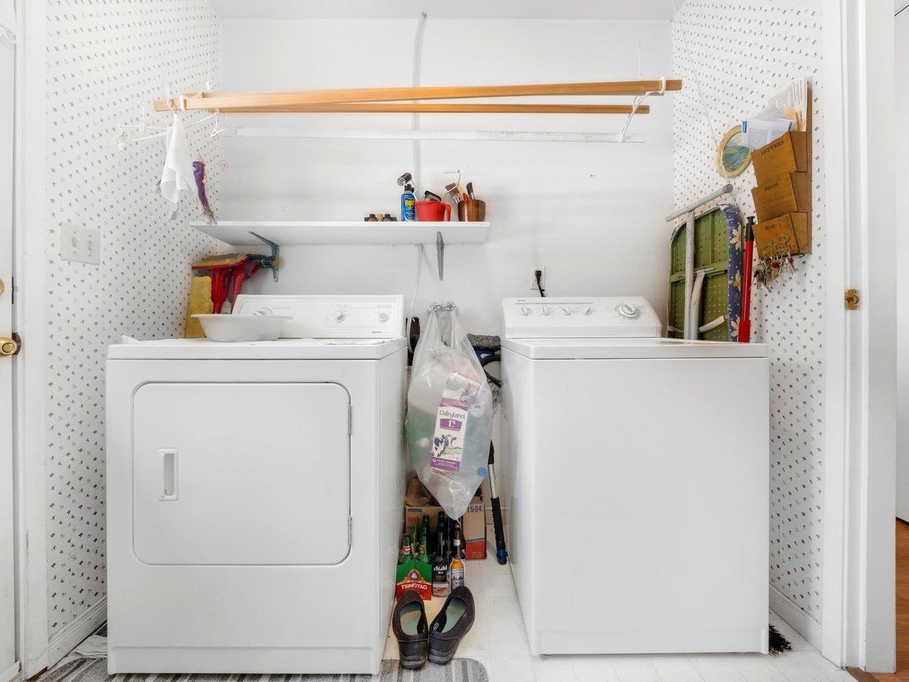 Listing Image 16