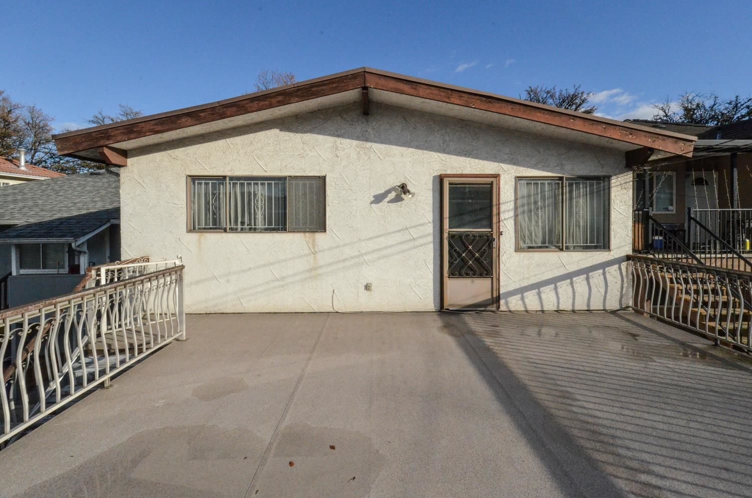 Listing Image 29