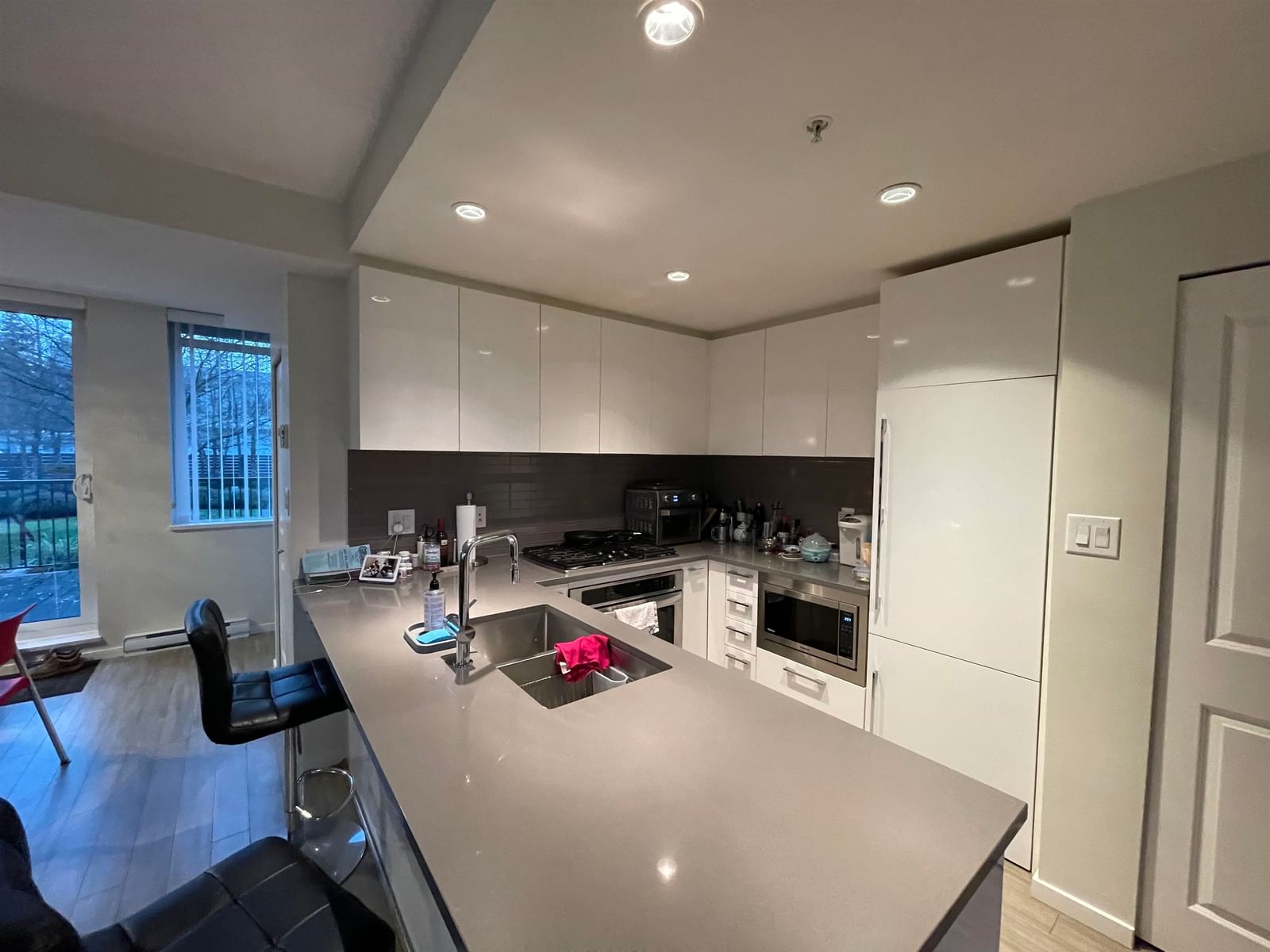 Listing Image 13
