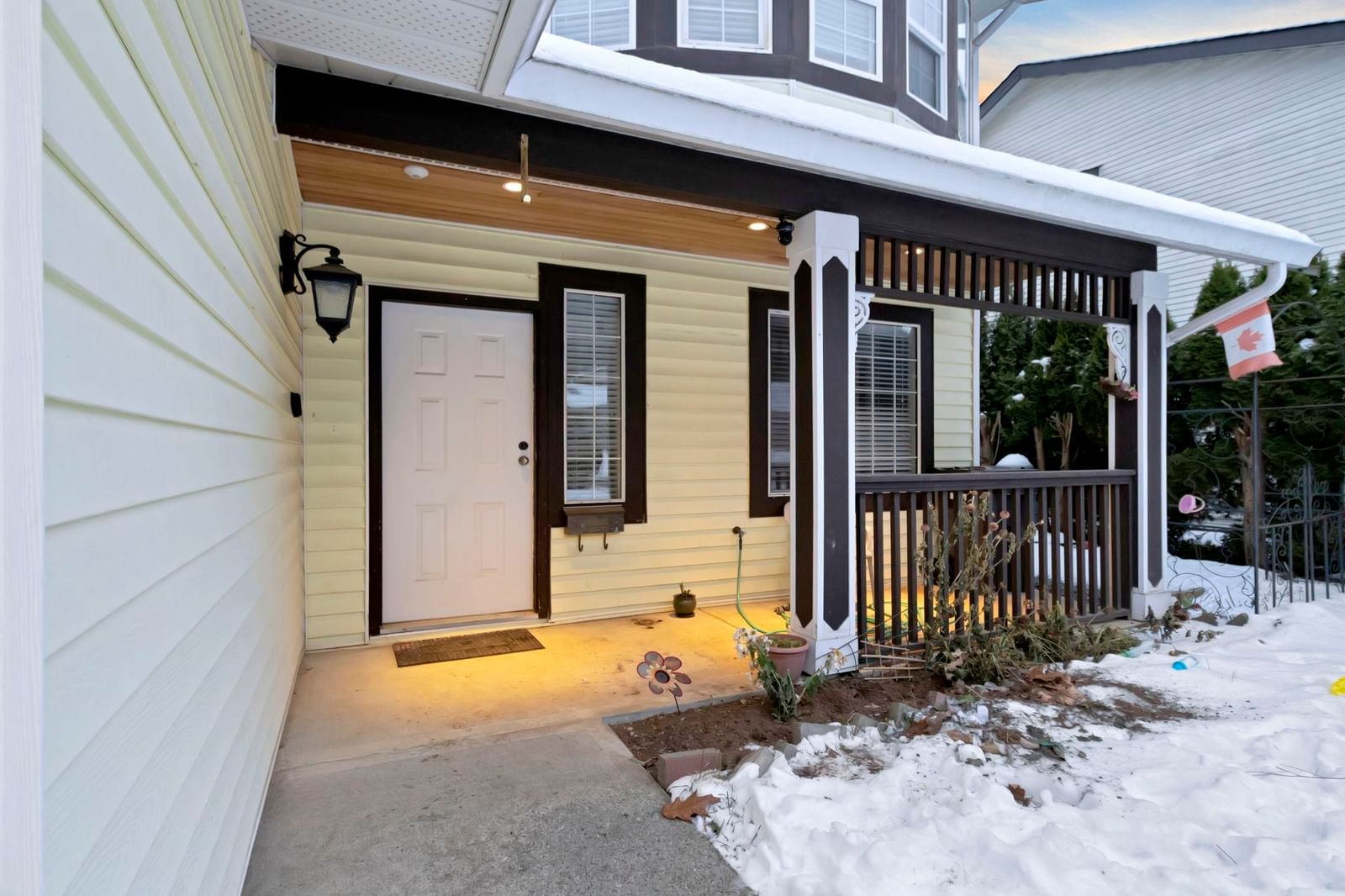 Listing Image 3