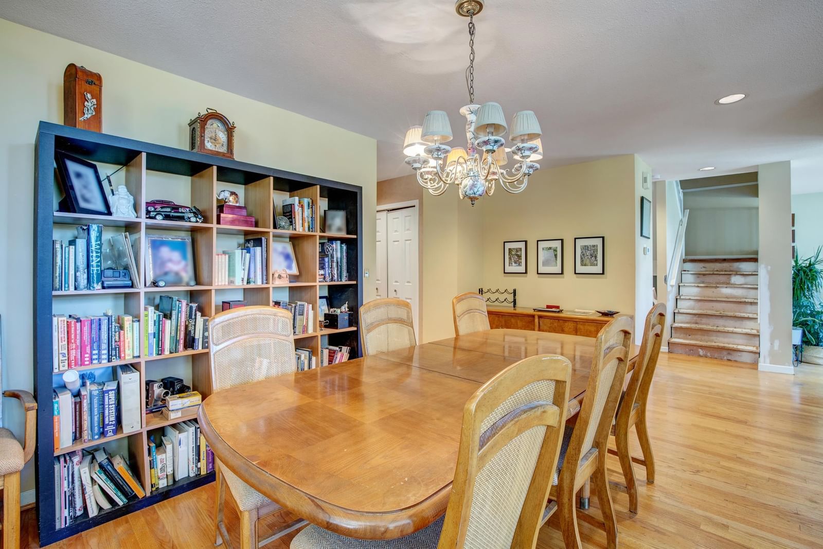 Listing Image 15
