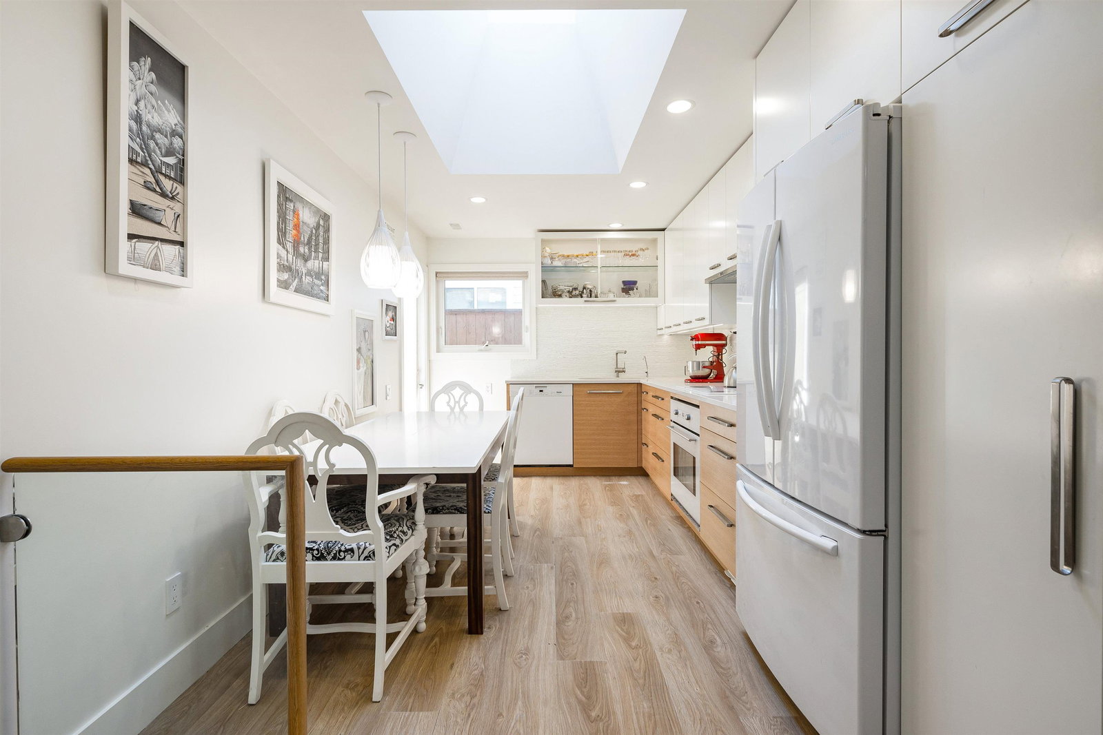 Listing Image 15