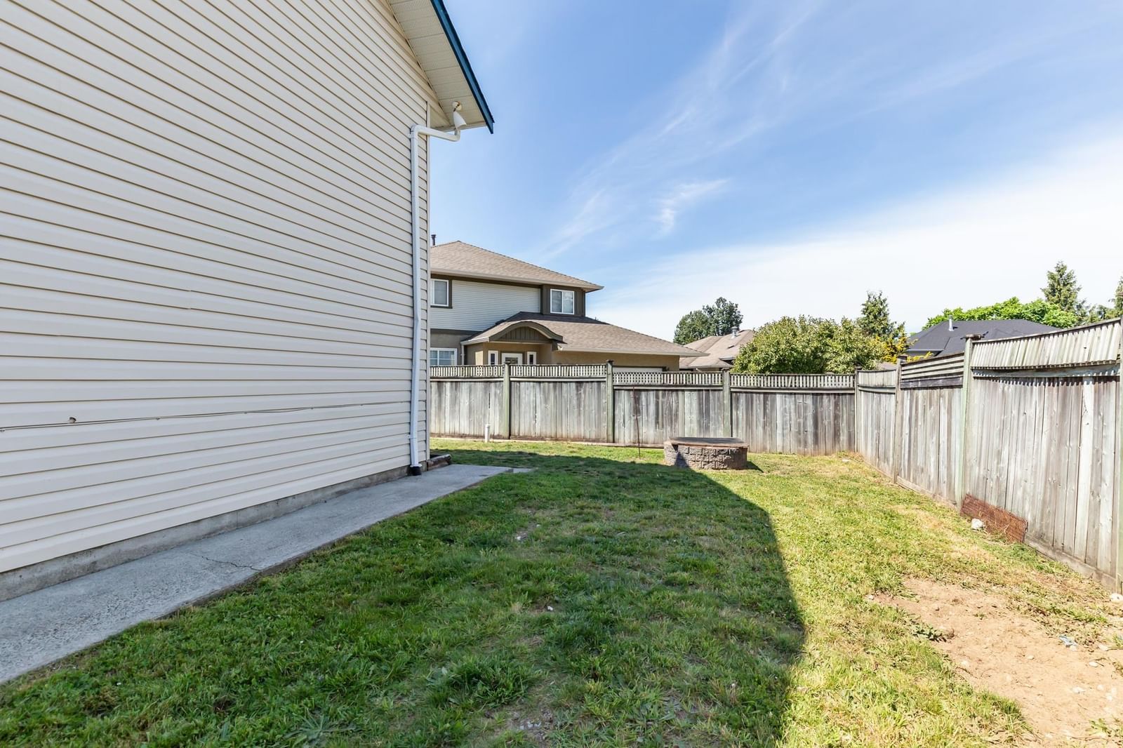 Listing Image 24