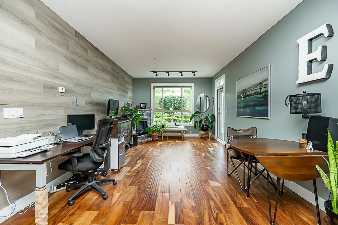 Listing Image 14