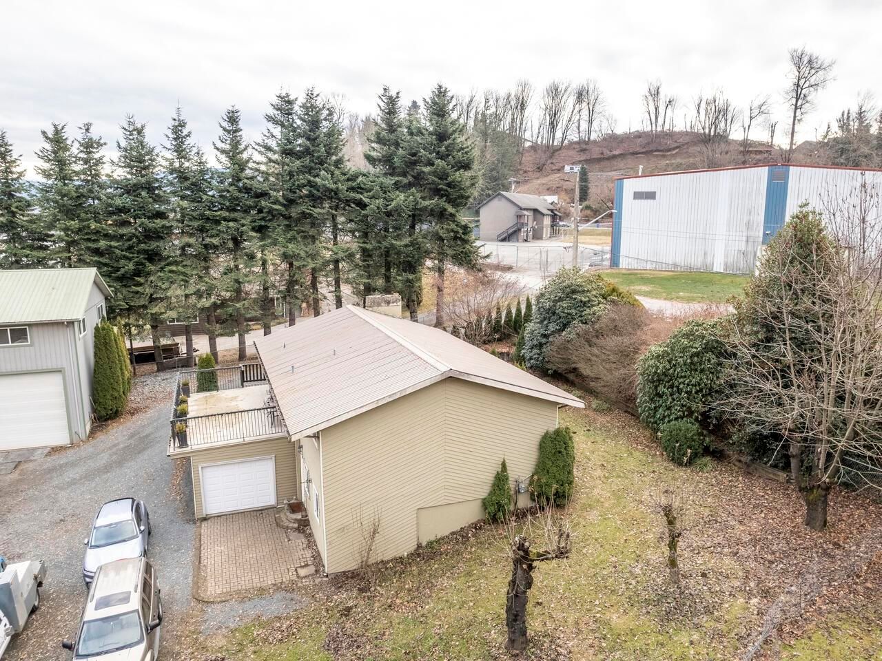 Listing Image 6