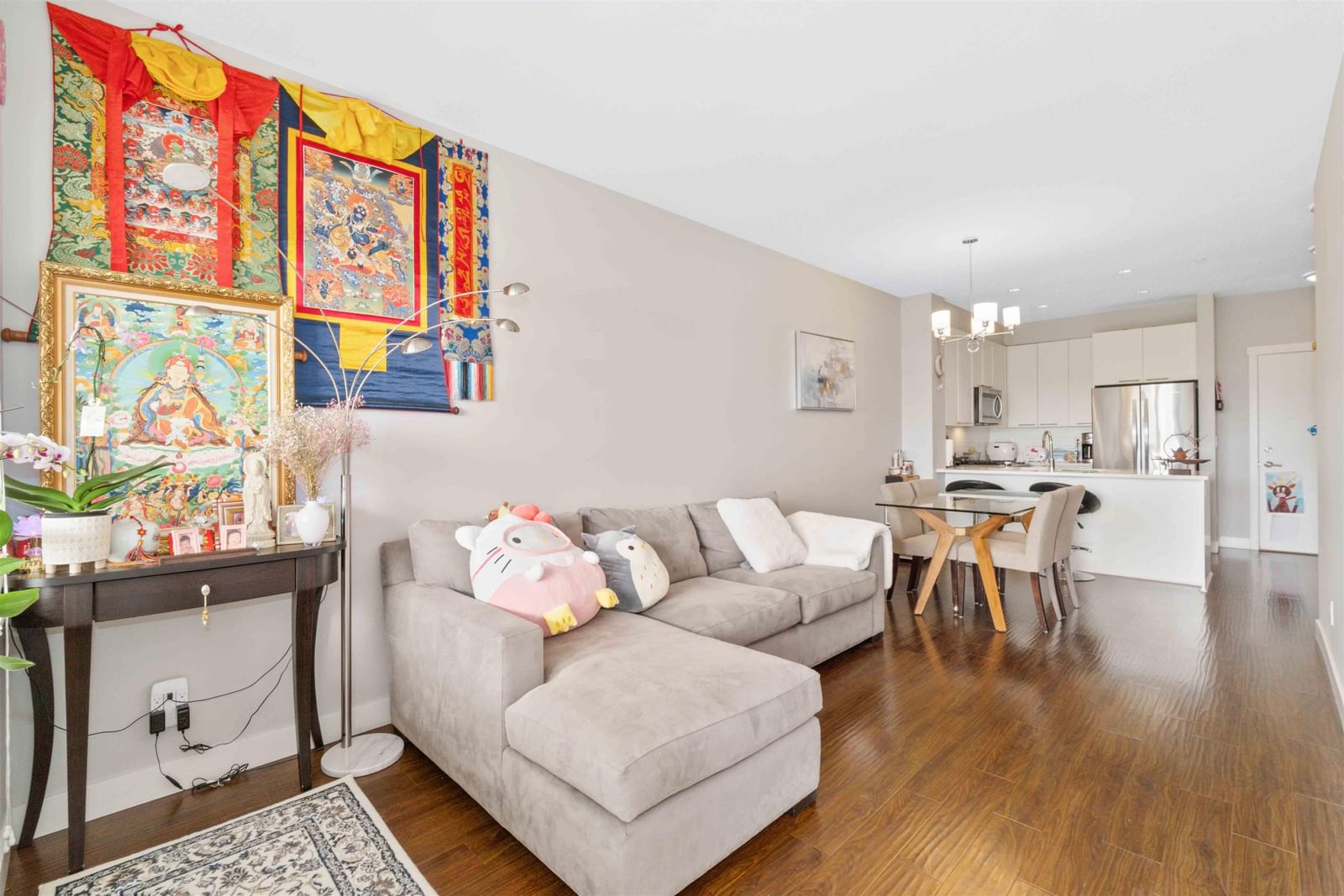 Listing Image 20