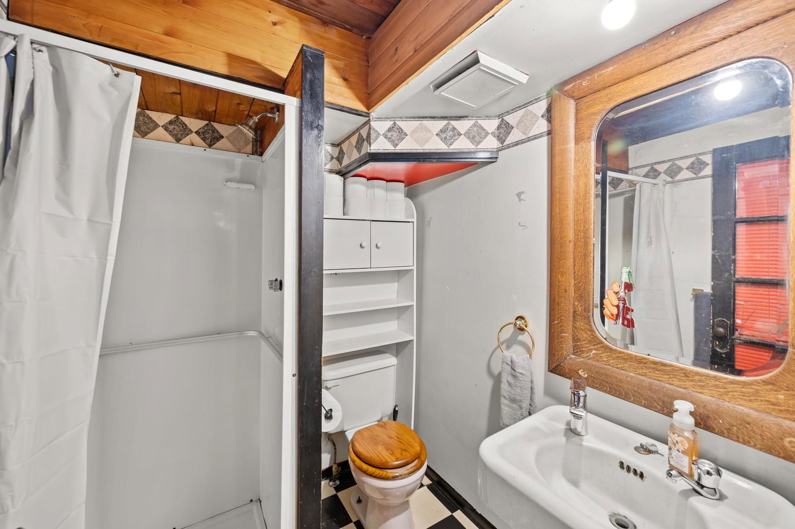 Listing Image 22