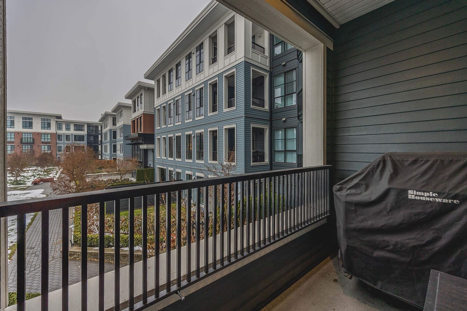 Listing Image 20