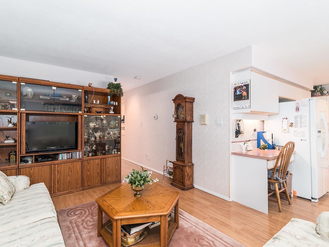 Listing Image 17