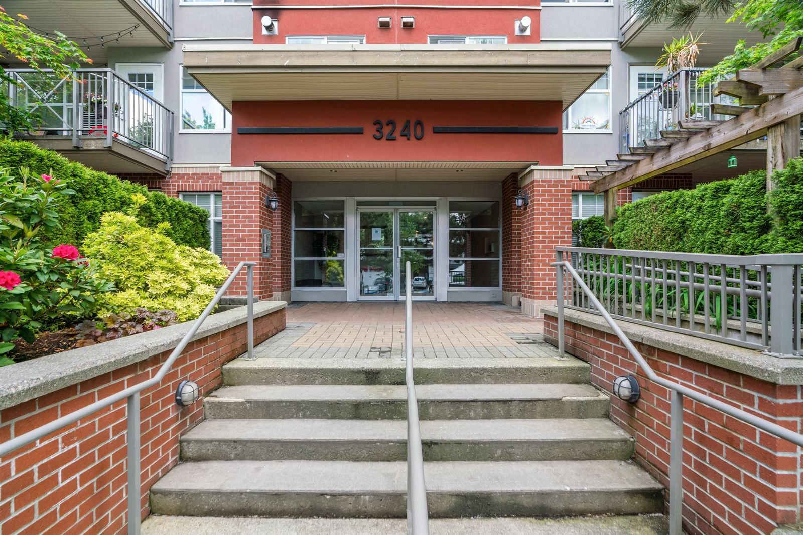 Listing Image 23