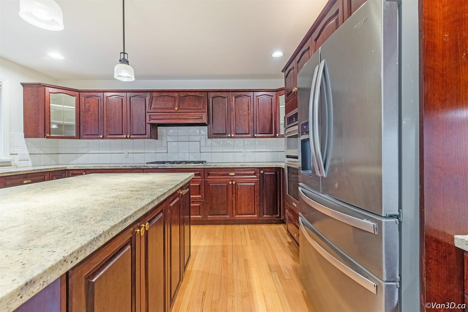 Listing Image 12