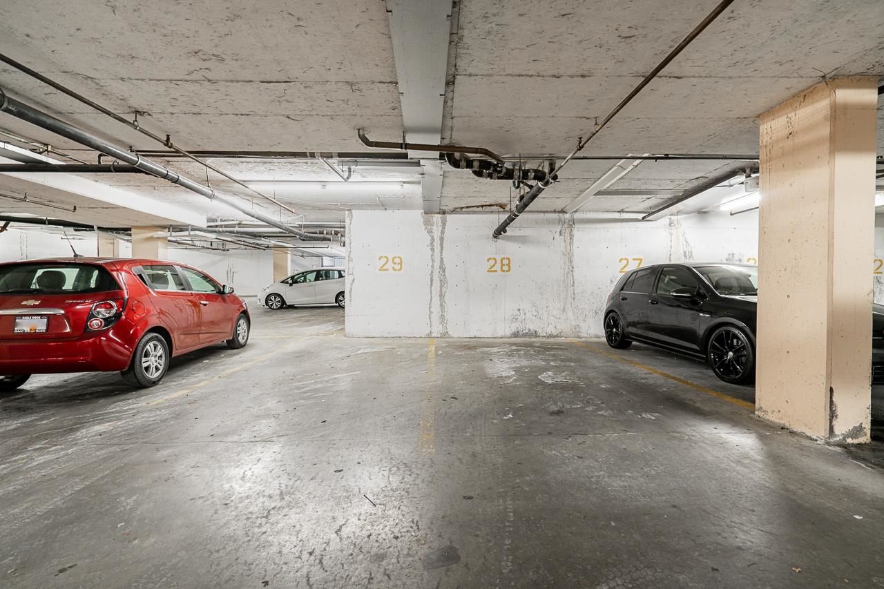Listing Image 24
