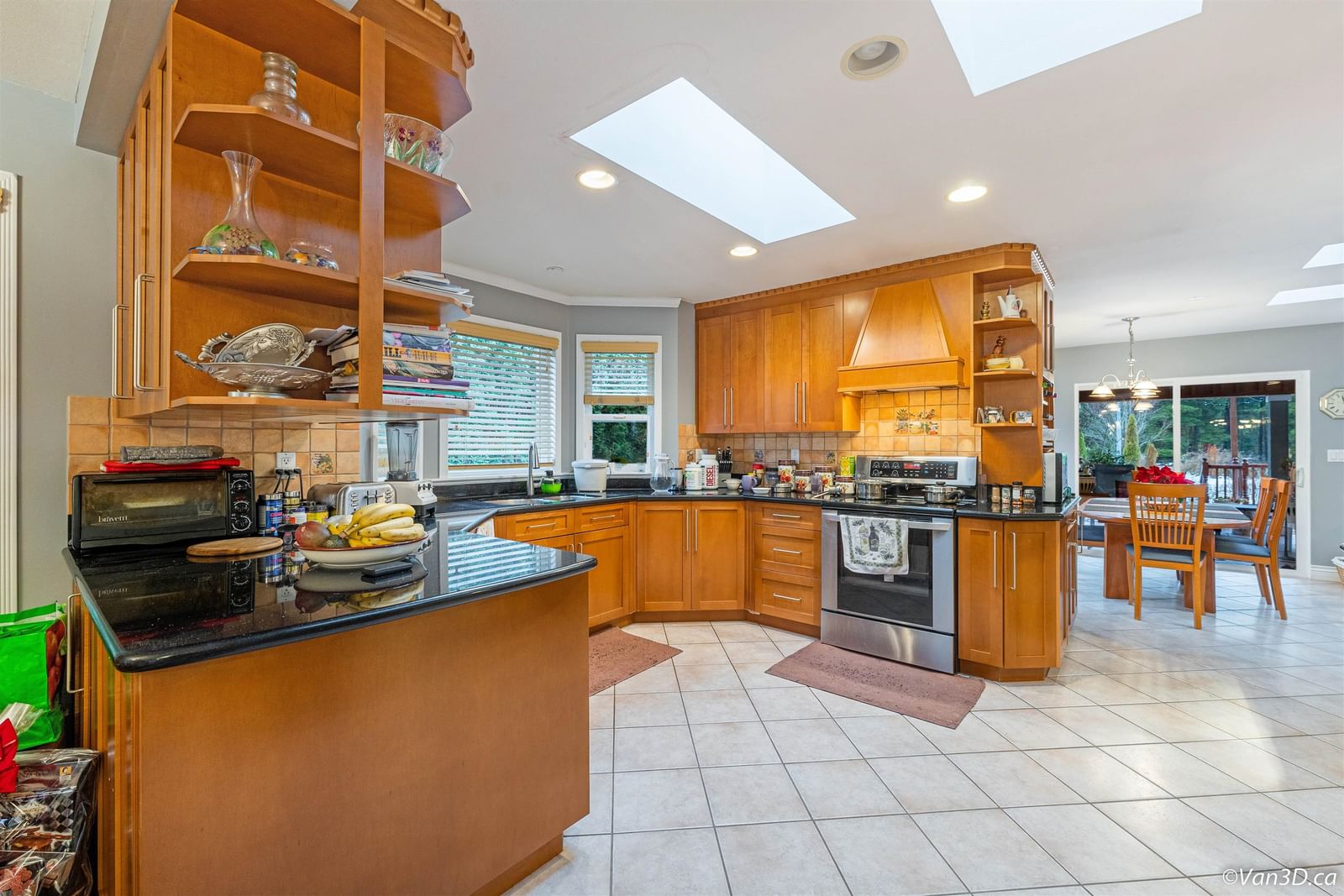 Listing Image 13