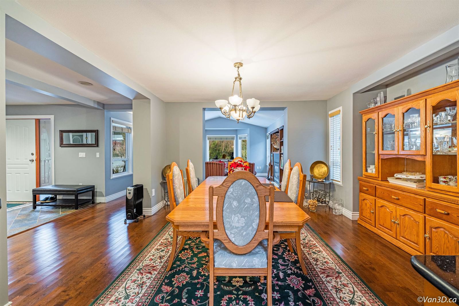 Listing Image 9